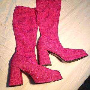 Vintage sparkly hot pink platform boots size 8